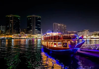 Dubai Creek Dhow Cruise Dinner with Old Dubai Views