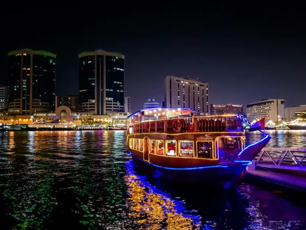 Dubai Creek Dhow Cruise Dinner with Old Dubai Views