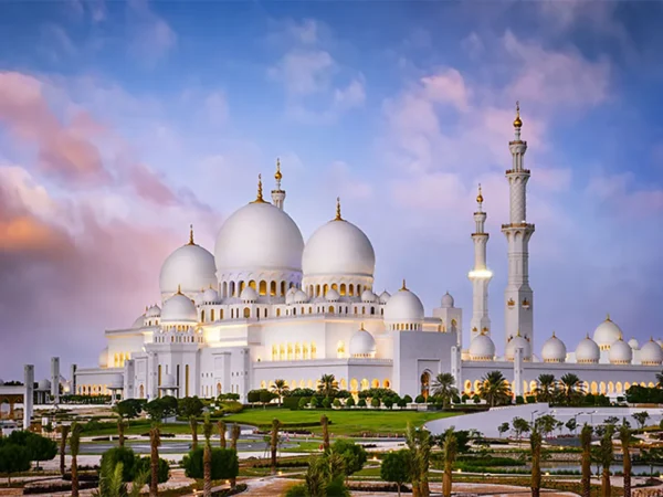 Abu Dhabi Full-Day City Tour with Grand Mosque Visit